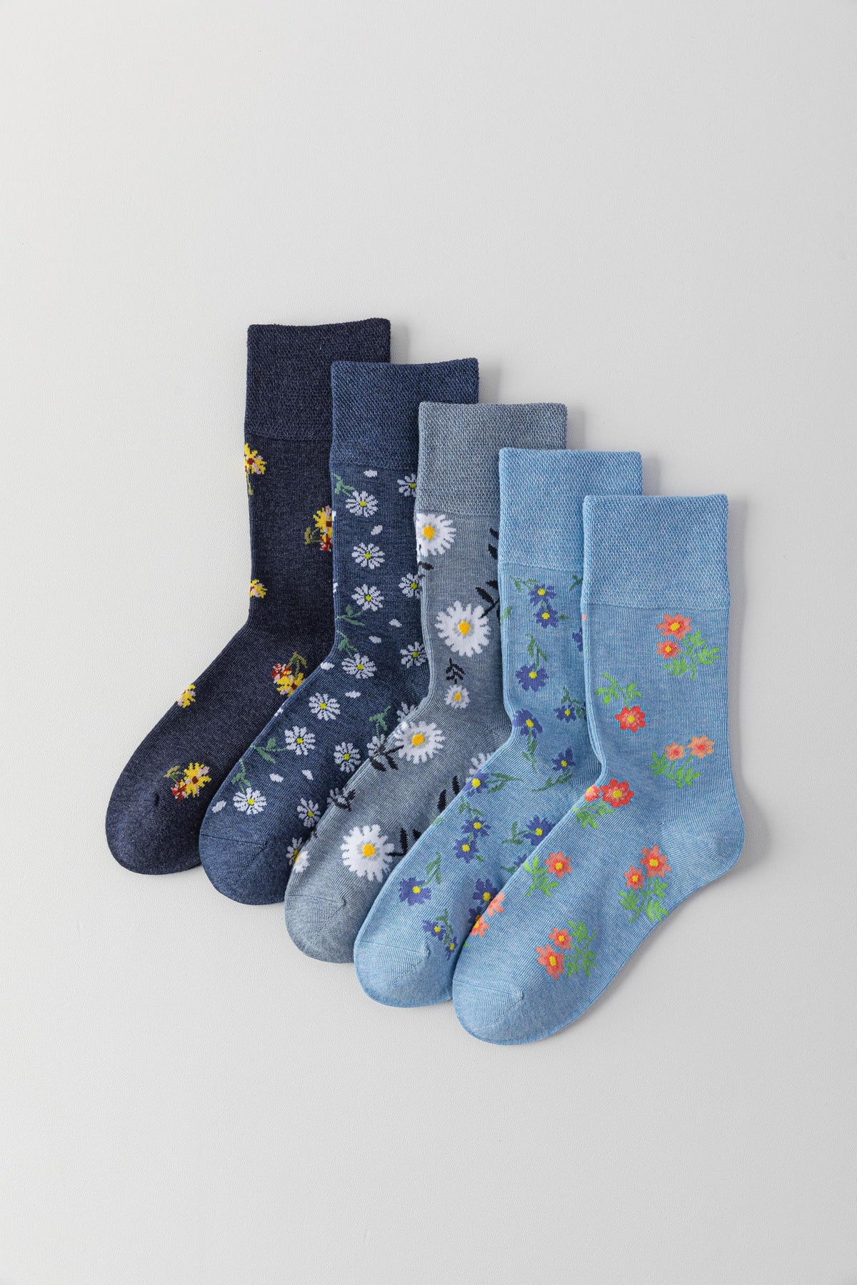 Bamboo Viscose Non Binding Crew Socks, 5 Pairs P652677